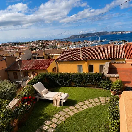 Casa Sul Belvedere Di *